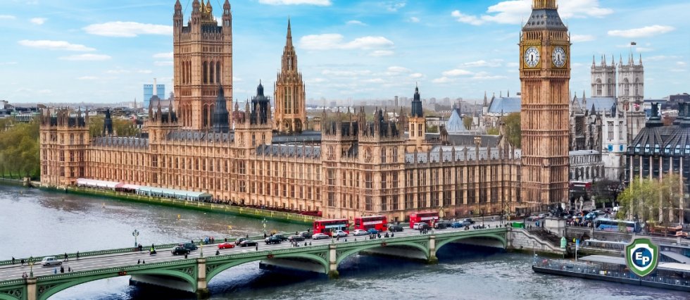 Top Industries that are Thriving and Making Money in the UK