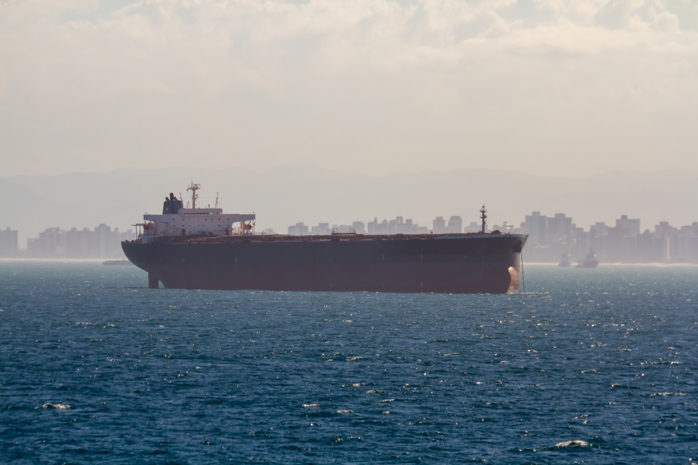 Sanctioned Crude Oil Tanker Docks at Exxon Refinery in Houston