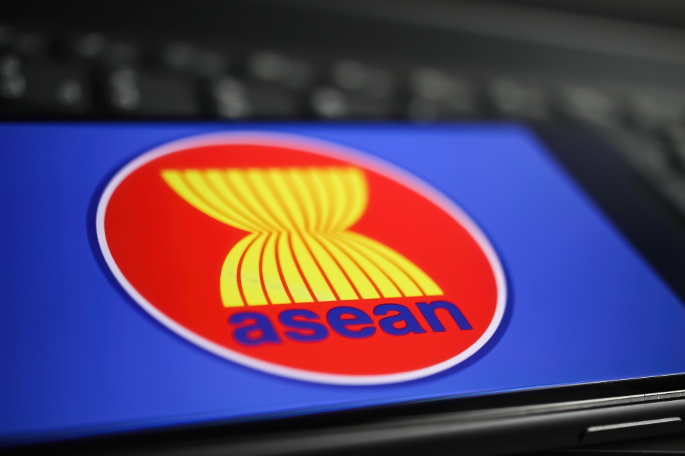 ASEAN Economic Community (AEC): A Comprehensive Roadmap for Regional Economic Integration