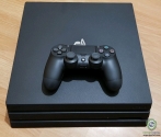 Selling PS4 Pro / PS4 1TB 1tb Console