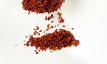 Red bell pepper flakes (paprika)